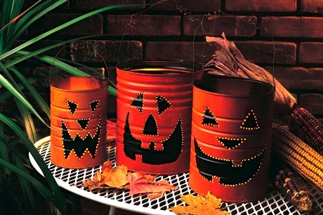 decoratiuni halloween din conserve 4