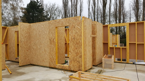 constructii case de lemn